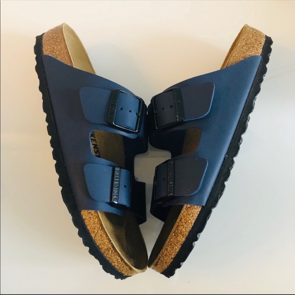 Brand new in box Arizona navy Birkenstock’s.